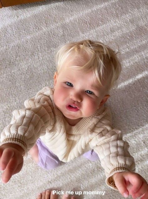 Blonde Baby Boy, Cute Blonde Hair, 2 Month Baby, Blonde Kids, Blue Eyed Baby, Kids Goals, Blonde Babies, Chubby Babies, Toddler Boys Room