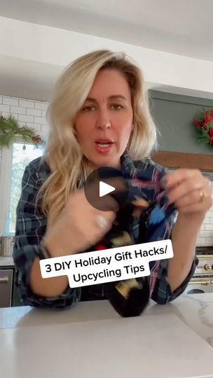 11K views · 290 reactions | 3 DIY Holiday HacksUpcycling Tips! | #upcycle #hack #diy #rework #gifthacks #hostgifts #wrappinghacks #christmas #uocycling #diyholiday #reuse #diyhost | By Sarah Teresinski | Facebook Sarah Teresinski, Missing Socks, Holiday Hacks, Gift Hacks, Pringles Can, Easy Diys, Holiday Hack, Diy Holiday Gifts, Host Gifts