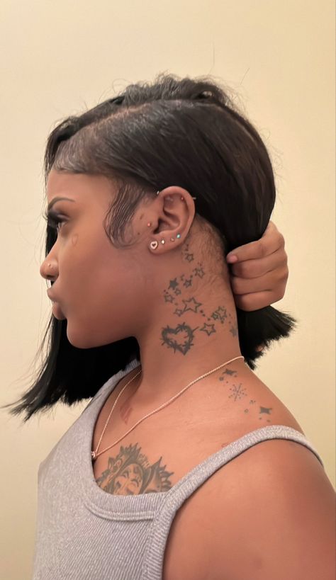 Star Face Tattoo, Flower Neck Tattoo, Hairline Tattoos, Cute Thigh Tattoos, Earthy Tattoos, Face Tattoos For Women, Girl Neck Tattoos, Cuff Tattoo, Side Neck Tattoo