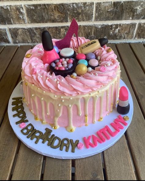 Threenager Birthday Party Decorations, Threenager Birthday, Threenager Party, Makeup Birthday Cakes, 29th Birthday Cakes, Makeup Birthday Party, Makeup Cake, 9th Birthday Cake, Girls 3rd Birthday