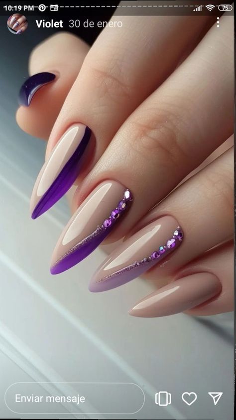 Aesthetic Nails Acrylic Summer, Aesthetic Nails Acrylic, Short Nails Cute, Light Purple Nails, Purple Acrylic Nails, Lilac Nails, Nagellack Trends, Lavender Nails, Simple Gel Nails