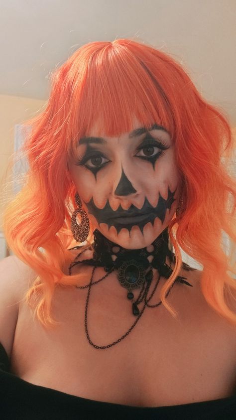 Halloween Makeup, Pumpkin Makeup Trick Or Treat Makeup Ideas, Women Halloween Face Paint, Pumpkin Face Costume, Pumpkin Head Outfit, Easy Face Paint Ideas For Halloween, Pumpkin Halloween Costume Makeup, Pumpkin Themed Makeup, Spooky Glam Halloween Makeup, Pumkin Makeup Halloween Scary