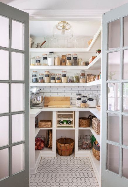 Desain Pantry Dapur, Dream Pantry, House Pantry, Pantry Inspiration, Upper Kitchen Cabinets, Pantry Room, Desain Pantry, Pantry Remodel, Pantry Shelving