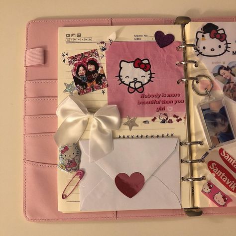 Stationary For School, Whimsical Art Journal, Dream Diary, Pink Planner, Cute Stationary School Supplies, Cute School Stationary, Cute Journals, Cute Stationary, Diary Ideas