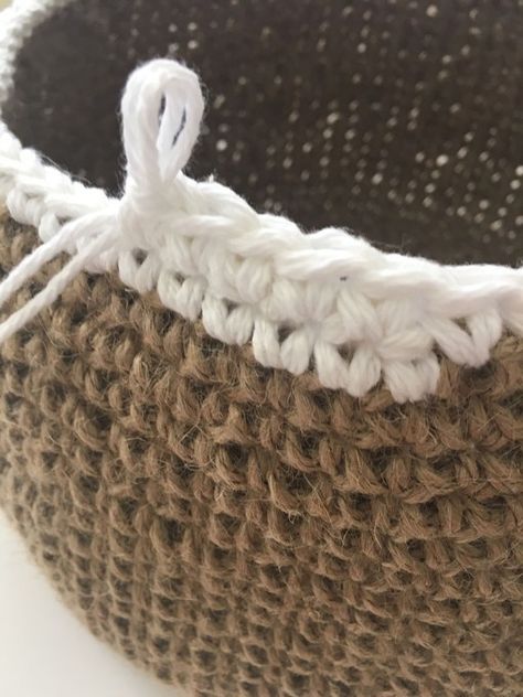 Crochet Basket Pattern Free, Crochet Storage Baskets, Crochet Baskets, Crochet Storage, Jute Basket, Knit Basket, Crochet Basket Pattern, Yarn Projects, Crochet Basket