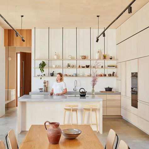 The Dezeen guide to kitchen layouts Peninsula Kitchen, One Wall Kitchen, Kitchen Shapes, Kitchen Peninsula, Open Plan Kitchen Diner, Breakfast Bar Kitchen, U Shaped Kitchen, L Shaped Kitchen, Kitchen Stand