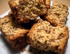 Creative Cooking with Muriel: All Bran Flakes Rusks Beskuit Resepte, All Bran Flakes, Buttermilk Rusks, Bran Flakes, Rusk Recipe, Hard Bread, Healthy Breakfast Snacks, Food Hub, Cherry Recipes