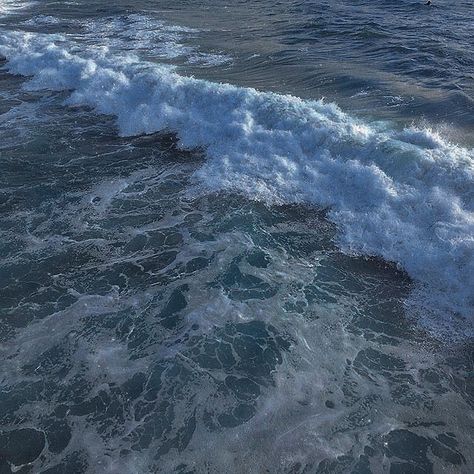 Water Icons Aesthetic, Wave Icon Aesthetic, Ocean Themed Widgets, Water Aesthetic Icon, Water Pictures Aesthetic, Water Icon Aesthetic, Ocean Icon Aesthetic, Ocean Pictures Aesthetic, Food Icons Aesthetic