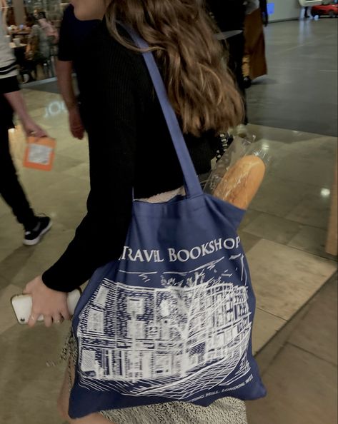 tote bag. outfit. summer2022. outfit inspo. french aesthetic. pinterest outfit. pinterest aesthetic. tote bag outfit. tote bag aesthetic Blue Tote Bag Outfit, Tote Bag Outfit, French Aesthetic, Aesthetic Tote Bag, Tote Bag Aesthetic, Bag Outfit, Blue Tote Bag, Bag Aesthetic, Blue Tote