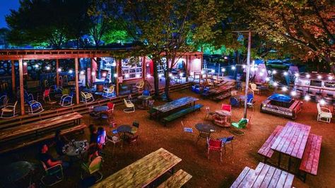 The coolest backyard in the country is filled with food trucks - Posted on Roadtrippers.com! Beer Garden Ideas, Backyard Restaurant, Dallas Food, Visit Dallas, Outdoor Restaurant Design, Sport Food, Food Park, Texas Roadtrip, Road Trip Places