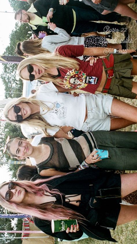 Glastonbury 2022 Reading Festival Outfits, Glastonbury Festival Fashion, Glastonbury Fashion, Leeds Festival, Lila Moss, Reading Festival, Classy Streetwear, Glastonbury Festival, La Girl