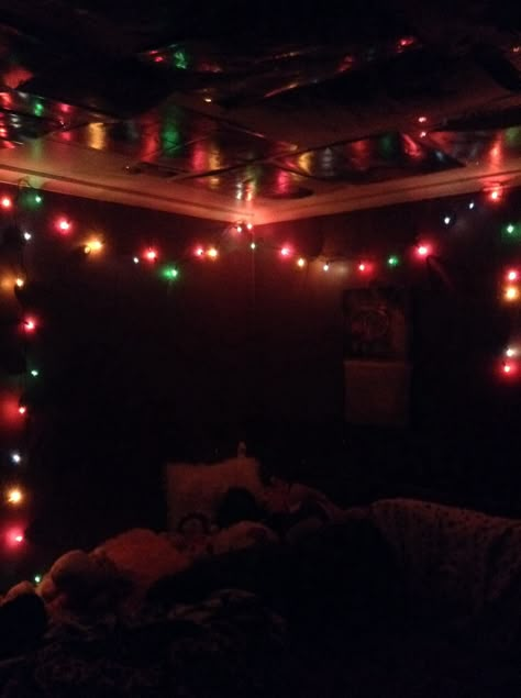 Proud to say I finally decorated my room like this! Christmas Lights Room Decor, Christmas Lights Bedroom, Christmas Lights In The Bedroom, Christmas Lights In Room, Room Flags, Christmas Dorm, Backyard Pool Parties, Christmas Lights In Bedroom, Calming Pictures