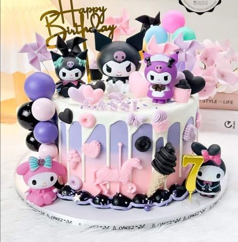 Kuromi Cake Ideas Birthdays, Kuromi Themed Birthday Party, Kuromi Cake Ideas, Kuromi Birthday Cake, Pastel Kuromi, Kuromi Birthday Party, Adele Birthday, Kuromi Cake, Birthday Cake Crown