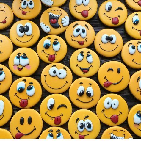 Face Cookies, Emoji Cookie, Crazy Cookies, Summer Cookies, Sugar Cookie Designs, Baby Cookies, Creative Cookies, Cookie Frosting, Cookie Inspiration