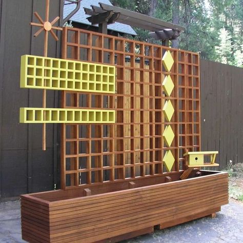 10 Best Outdoor Privacy Screens | The Family Handyman Nevada City, Mid Century Mod, Modern Patio, Mid Century Decor, Mid Century Modern House, Privacy Screen, Mid Century House, Modern Room, Mid Century Furniture