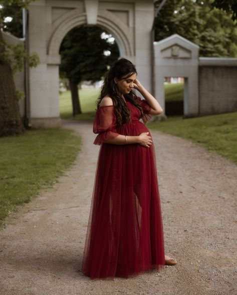 Immersed in serene calmness during Rupi and Bikram’s maternity session—capturing the beauty of anticipation and love. 🤍 Tap the link in bio to book your own maternity session or send me a DM to gift a session to someone special! . . . . . #maternityphotography #maternityshoot #maternity #maternityphotoshoot #gtamaternityphotographer #cinematography #storytelling #gtaphotography #hamontphotographer Maternity Photoshoot Poses, Maternity Photoshoot, Maternity Photos, Maternity Photographer, Maternity Session, Pregnancy Shoot, Pregnancy Photoshoot, Photoshoot Poses, Pregnancy Photos