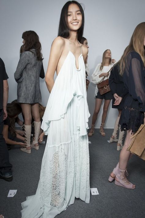 Summer Styling, Chloe Dress, Long Dresses, Primavera Estate, Dream Dress, Isabel Marant, Runway Fashion, Bridal Dresses, Chloe