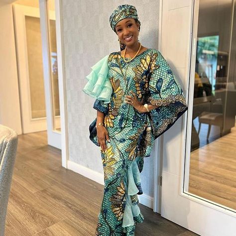 2022/2023 Latest Boubou/Kaftan Styles for Women. - Ladeey Boubou Styles For Ladies, Styles With Materials, Ankara Boubou Styles, Ankara Boubou, Boubou Styles, Beautiful Ankara Gowns, Long Gown Styles, African Hair Wrap, Kaftan Styles