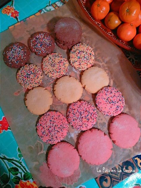 Mexican Cookies Recipes, Easy Mexican Recipes, Traditional Mexican Desserts, Kitchen Cookies, Cake Pineapple, Mexican Bakery, Mexican Cookies, Mexican Sweets, Mexican Pastries