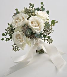 White Nights Rose Bouquet Pictures, Amazon Flowers, Paper Bouquet Wedding, Toss Bouquet, Prom Bouquet, White Rose Bouquet, White Roses Wedding, Rose Bridal Bouquet, Bridal Bouquet Flowers