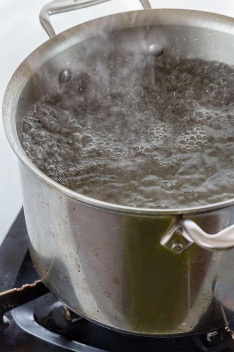 Boiling is the most simple and fundamental way to cook some of your favorite foods. Learn how this dynamic stage of liquid cooking works and when to use it. #howtocook #cooking101 #boiling #culinaryschool #fundamentals Vegetable Soup Recipes Healthy, Water Core, Bar Soap Packaging, Cabbage Steaks Recipe, Tin Eats, Easy Eggs Benedict, Hamburger Recipes Patty, Potato Gardening, Recipe Conversions