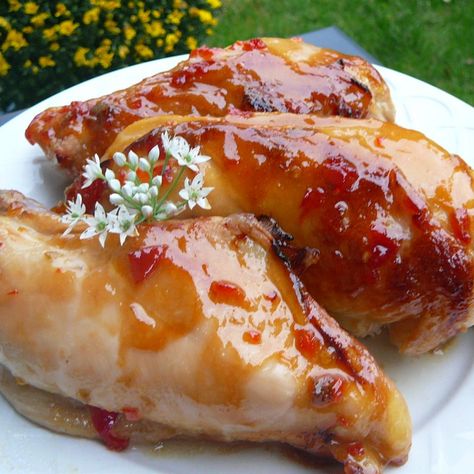 Red Pepper Jelly Recipe, Oven Roasted Chicken Breast, Red Pepper Recipes, Spicy Baked Chicken, Pepper Jelly Recipes, Red Pepper Jelly, Hot Pepper Jelly, Tomato Bruschetta, Homemade Barbecue Sauce