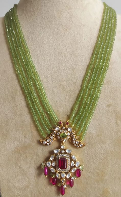 Coral Designs Jewellery, Beads Necklace Indian Gold, Green Beads Jewellery Designs, Latest Beads Jewellery Designs, Beads Jewelry Indian Gold, Color Stone Jewelry, Beads Haram, Beaded Wedding Jewelry, Antique Necklaces Design