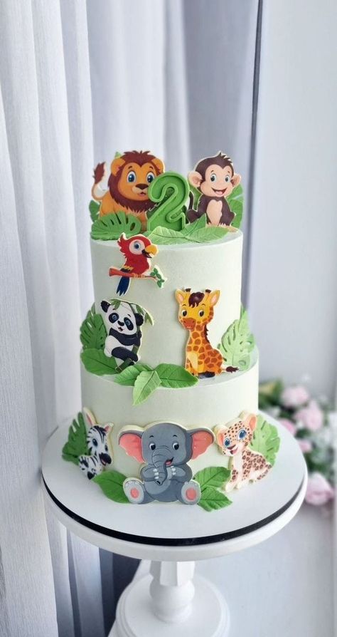 Animal Theme Cakes For Kids, Jungle Theme Cake Without Fondant, Jungle Theme Cake, Cakes Without Fondant, Jungle Safari Cake, Jungle Theme Cakes, Safari Cake, Animal Birthday Cakes, Cake Kids