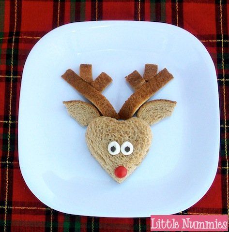 Edible Reindeer, Winter Snacks, Healthy Christmas Snacks, Healthy Christmas Recipes, Kid Foods, Christmas Recipes Easy, Healthy Christmas, Fun Lunch, Kid Food