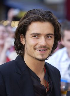 Orlando Bloom: Bio, Family, Affairs, Wife, Son, Daughter, 2020, Age, Height, Weight, Wife Bloom Hairstyle, Strong Woman Tattoos, Beautiful Women Quotes, Handsome Men Quotes, Athletic Hairstyles, Corte De Cabelo Masculino, Orlando Bloom, Hair Studio, Long Hair Styles Men