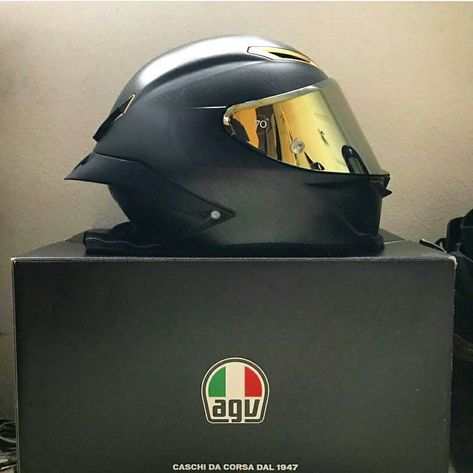 Agv Helmet Design, Helm Agv, Badass Motorcycle Helmets, Agv Helmet, Bike Helmet Design, Agv Helmets, Motorcycle Helmet Design, Dirt Bike Helmets, Biker Photoshoot