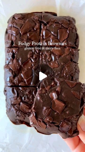 Healthy Oat Brownies, Protein Brownies, Peanut Butter Powder, Peanut Butter Brownies, Food Club, 3 Eggs, Vanilla Protein Powder, Cacao Powder, Oat Milk