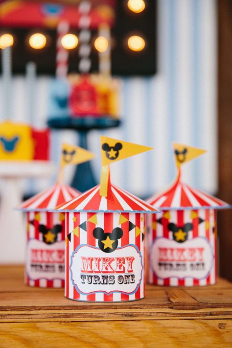 Circus Theme Birthday Party, Circus Birthday Party Decorations, Circus Themed Birthday Party, Circus 1st Birthdays, Circus Birthday Party Theme, Mickey 1st Birthdays, Mickey Mouse Themed Birthday Party, Carnival Birthday Party Theme, Circus Theme Party