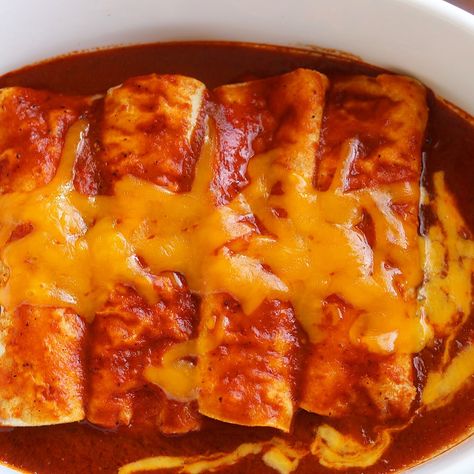 We Love New Mexico Hatch Red Chile Beef Enchiladas Too! – The 2 Spoons New Mexican Enchiladas Red Chili, New Mexico Red Enchilada Sauce, Mexican Red Enchiladas, New Mexico Red Chile Enchiladas, New Mexico Enchilada Sauce, New Mexico Style Enchiladas, Red Chili Enchiladas New Mexico, Hatch Green Chili Beef Enchiladas, Red Hatch Chile Recipes