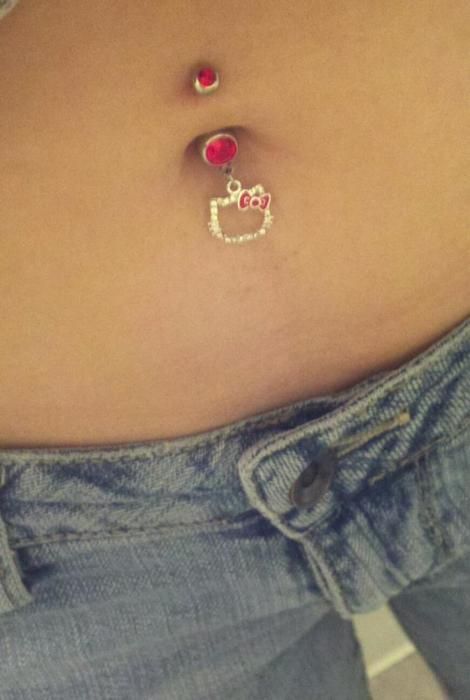 Hello kitty belly piercing Cute Belly Rings, Pretty Piercings, Belly Button Piercings, Belly Piercings, Bellybutton Piercings, Dope Jewelry Accessories, Belly Button Piercing Jewelry, Belly Piercing Jewelry, Hello Kitty Jewelry