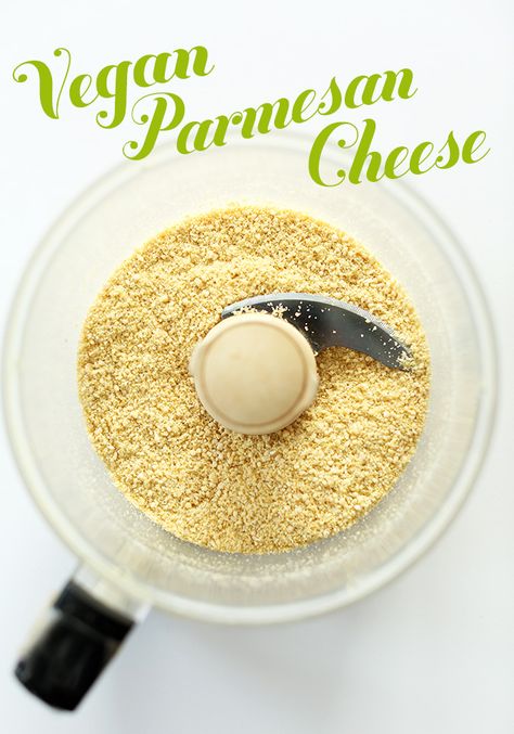 Vegan Parmesan Cheese Recipe #minimalistbaker #vegan #glutenfree Recipes With Parmesan Cheese, Vegan Cheese Recipes, Vegan Parmesan Cheese, Vegan Zucchini, Minimalist Baker, Sans Gluten Sans Lactose, Vegan Parmesan, Vegan Nutrition, Vegan Pizza