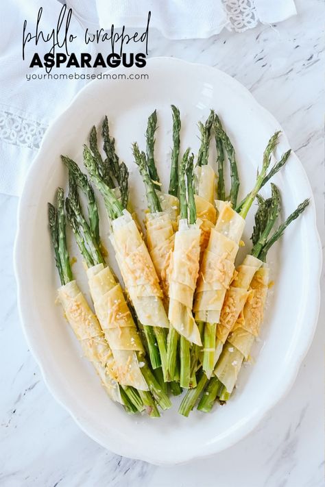 Phyllo Wrapped Asparagus is the perfect party appetizer.  It's easy, it's delicious and it looks so pretty on the plate. It might look a little complicated but trust me it's not! #easy #recipe #asparagus #phyllodough #appetizers Asparagus Appetizer, Savory Brunch Recipes, Recipe Asparagus, Wrapped Asparagus, Cheese Puff Pastry, Phyllo Dough, Party Appetizer, Puff Pastry Recipes, Vegan Appetizers