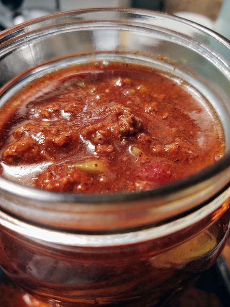 Home Canned Chili Pressure Canned Chili Recipe, Pressure Can Chili, How To Can Chili, How To Can Chili With Meat, Pressure Canning Chili With Meat, Canning Leftovers, Canned Chili Recipes, Canning Chili With Meat And Beans, Chili Base Recipe