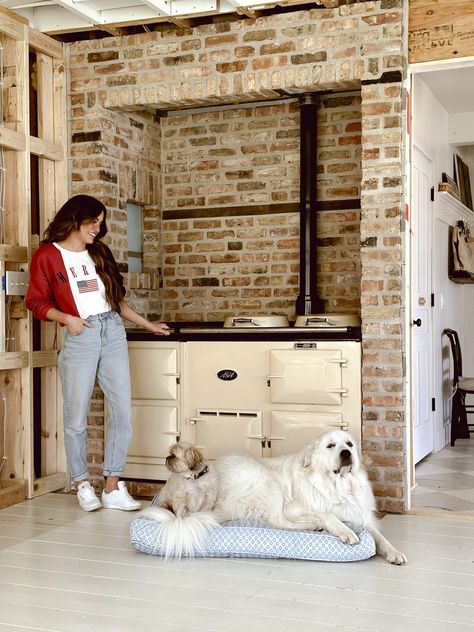 Old Cottage Kitchen, Aga Stove, Diy Kitchen Shelves, Cozy Cottage Kitchen, Liz Marie, New Stove, Liz Marie Blog, Cottage Farm, Brick Veneer