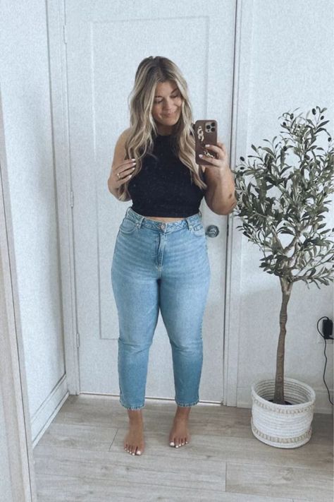 Midsize Curve Friendly Jeans - wearing a size 32 Long but could do a 31 Long - both US and Canada links are there to shop #LTKstyletip#LTKcurves#LTKSeasonal Trendy Mom Outfits Summer, Cute Jeans Outfit, Jeans Midsize, Mom Outfits Summer, Outfit Inspo Midsize, Outfit Midsize, Trendy Mom Outfits, Curvy Pants, Midsize Outfits