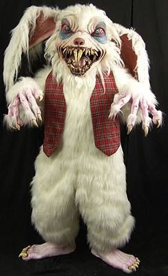 costume Professional Halloween Costumes, Terrifying Halloween Costumes, White Rabbit Costumes, Rabbit Halloween, Evil Bunny, Killer Bunny, Terrifying Halloween, Easter Bunny Costume, Creepy Halloween Costumes