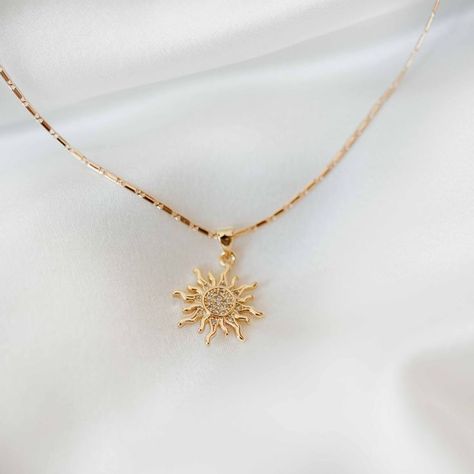 Small Gold Pendant Designs For Women, Persephones Garden, Canadian Women, Bff Jewelry, Pretty Jewelry Necklaces, Sun Necklace, Sun Pendant, Gold Chain With Pendant, Classy Jewelry