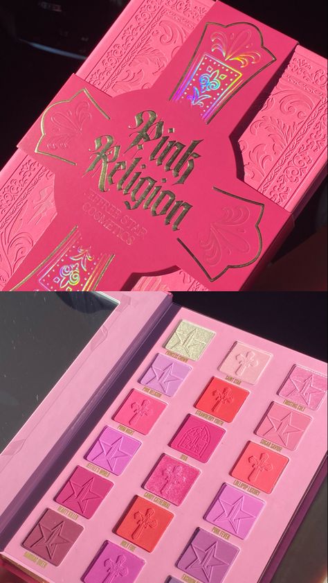 Barbie Makeup Palette, Make Up Pallete Aesthetic, Cute Makeup Pallets, Eyeshadow Makeup Pink, Discontinued Makeup, Makeup Palette Collection, Penyimpanan Makeup, Pink Eyeshadow Palette, Makeup Pallets