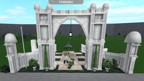 Bloxburg White Mansion, Bloxburg Door Entrance Ideas, Bloxburg Small Castle, Castle House Bloxburg, Bloxburg Archways, Castles Bloxburg, Bloxburg Palace Ideas, Castle Layout Bloxburg, Bloxburg Gate Entrance Ideas