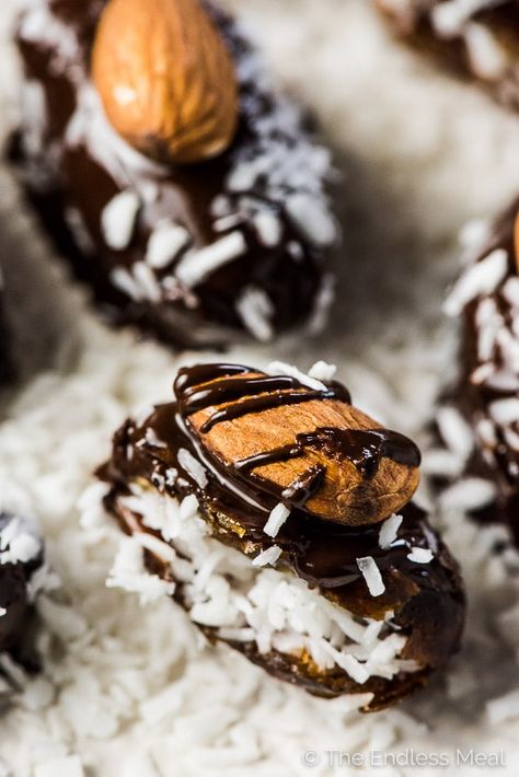 Healthy Almond Joy, Date Truffles, Stuffed Dates, Joy Bauer, Dipped In Chocolate, Date Recipes, Healthy Treat, Almond Joy, Chocolate Topping