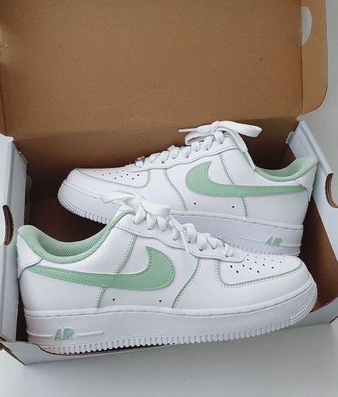 Custom Nike Air Force 1, Custom Nike Air Force, Nike Shoes Air Force, Trendy Shoes Sneakers, Nike Shoes Girls, Nike Fashion Shoes, Preppy Shoes, Pretty Shoes Sneakers, Custom Nike Shoes