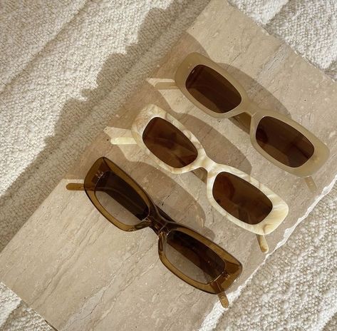 Aesthetic Sunglasses Girl, Sunglasses Inspo Aesthetic, Indie Glasses, Kim K Sunglasses, Shevoke Sunglasses, Beige Sunglasses, Pretty Sunglasses, Cute Glasses Frames, Great Business Ideas