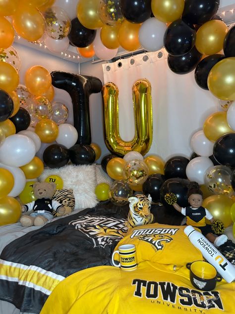 Towson University Aesthetic, Day Bed Decor, College Decision Day, College Bed, Decision Day, College Decision, Bed Party, Hard Decision, Towson University