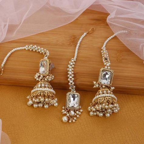 Maang Tikka And Earrings Set, Tikka And Earring Set, Maang Tikka With Earrings, Maang Tikka Set, Gift Ideas Jewelry, Handmade Jewelry Set, Tikka Jewelry, Wedding Jewellery Designs, Bridal Jewellery Earrings