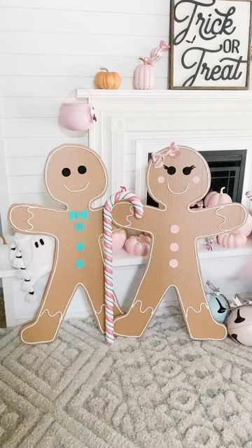 Trish 💕 Beautiful Lifestyle Blogger on Instagram: "Do you like Giant oversized Christmas decor???? DIY Giant Gingerbread boy & girl!!! Comment “Gingerbread man” for the links I used! I thought it would be fun to create a giant Gingerbread boy & girl! What do you guys think??? I think they turned out pretty cute! And this paint color is perfect for Gingerbread men! You could get so creative with these guys! I can’t wait to decorate for Christmas 🎄 Tag me if you make some! I’d love to see yours!!! Christmas time is coming!!! . . #christmas #gingerbread #gingerbreadman #gingerbreadhouse #diychristmas #diy #diycrafts #diyprojects #diyhomedecor #christmasdiy #christmasdecor #christmasdecorations #christmastime #christmasmood #christmasvibes #christmasdecorating #holidayseason #holidays #tisth Giant Cardboard Gingerbread Man, Gingerbread Classroom Door Ideas, Diy Giant Gingerbread Man, Giant Gingerbread House Diy, Gingerbread Men Decorating Ideas, Cardboard Gingerbread Man, Diy Gingerbread House Decorations, Diy Gingerbread Ornaments, Diy Gingerbread Decorations